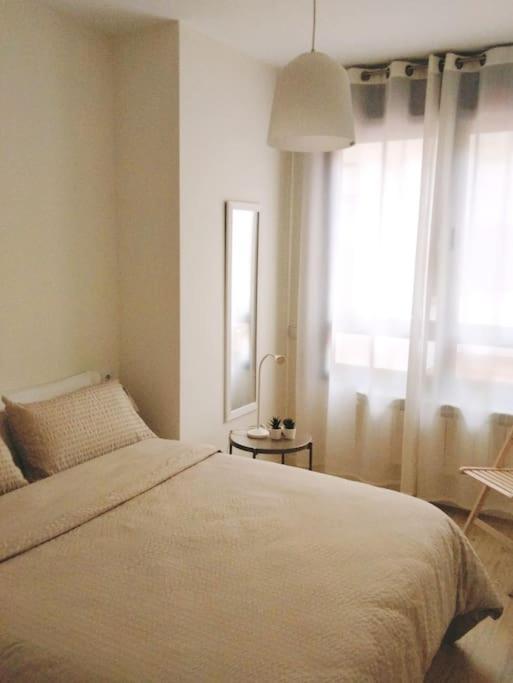 شقة La Terraza De La Vega - Ubicacion Inmejorable , Wifi , Terraza Y Parking Gratuito اوفيدو المظهر الخارجي الصورة