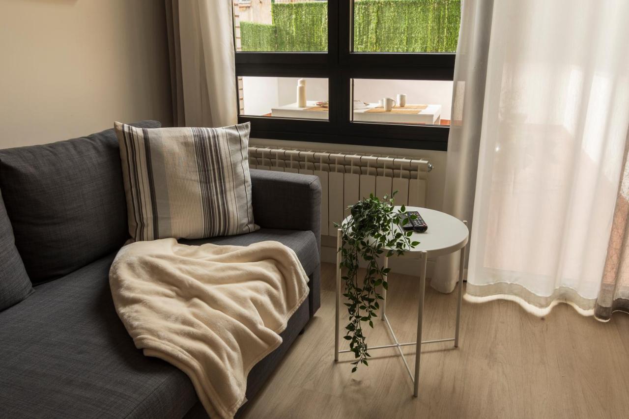 شقة La Terraza De La Vega - Ubicacion Inmejorable , Wifi , Terraza Y Parking Gratuito اوفيدو المظهر الخارجي الصورة